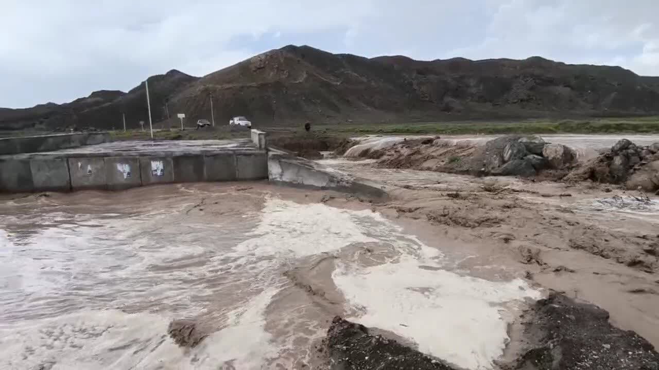 آورده سیلاب سوادکوه ۳۵۰ هزار مترمکعب است/ انسداد محور تا جمعه شب - خبرگزاری مهر | اخبار ایران و جهان