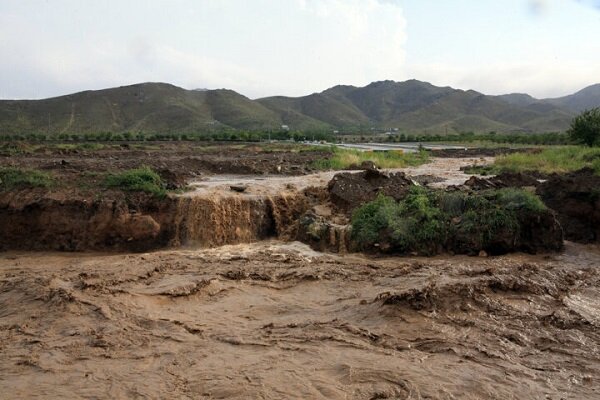 وقوع سیلاب در روستای قلعه قافه بالا بخش مرکزی مینودشت - خبرگزاری مهر | اخبار ایران و جهان