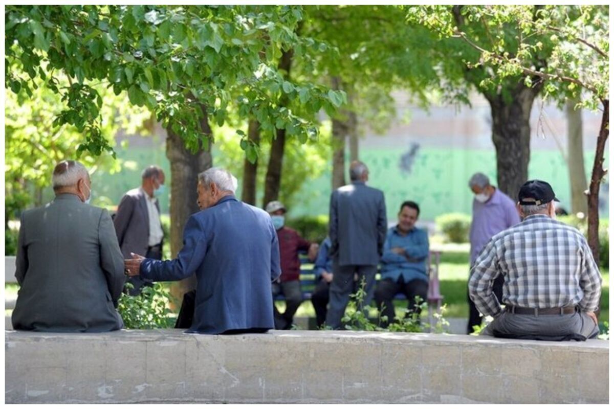 سلامت | ویتامین بهترین ویتامینها برای سلامت پا در سالمندان
